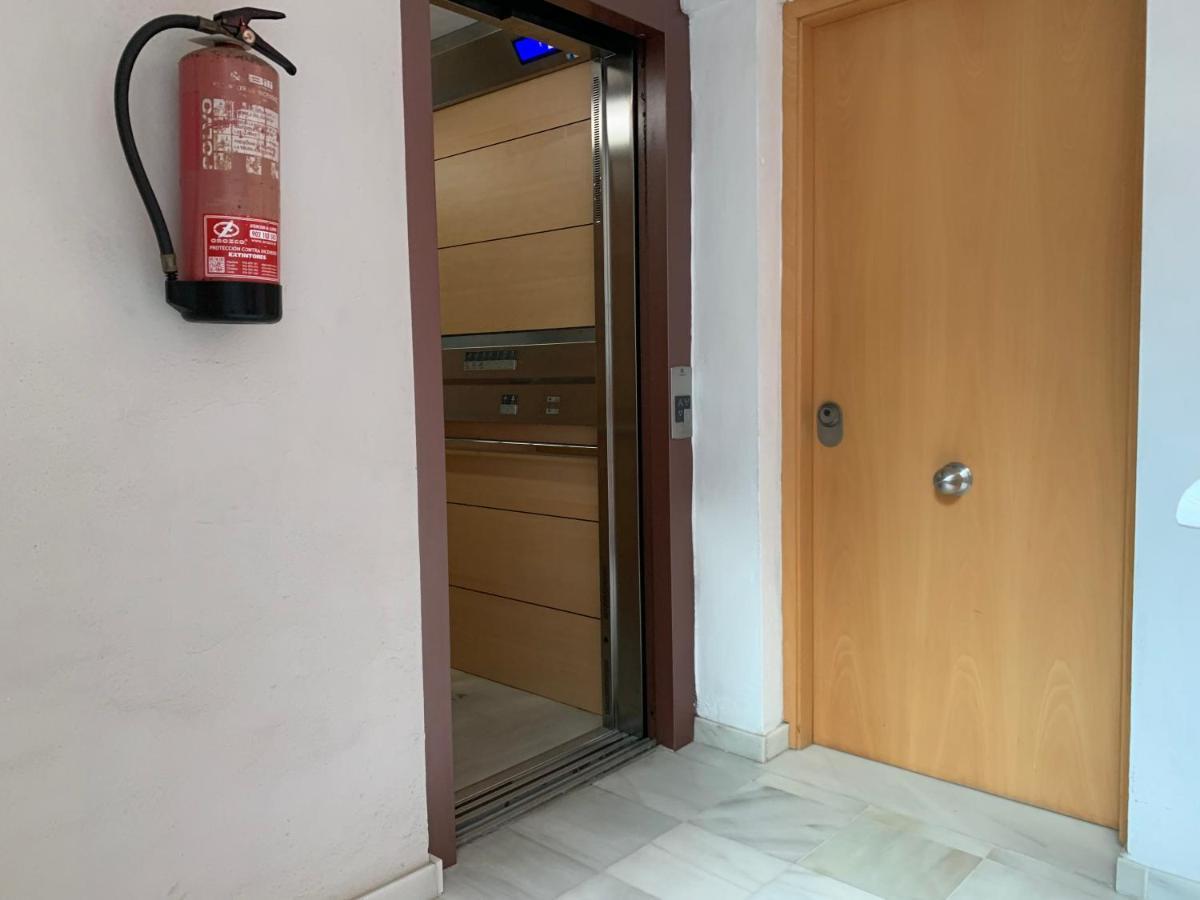 La Gaviota & Parking Privado Grupo Ac Gestion Apartment Cadiz Exterior photo